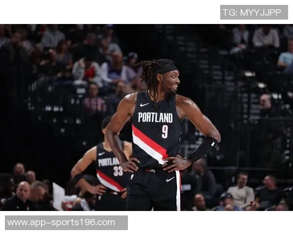 开拓者官方发布海报庆祝阿夫迪亚卡马拉霍勒迪入选ESPN前100球员 开拓者官方发布海报庆祝阿夫迪亚卡马拉霍勒迪入选ESPN前100球员