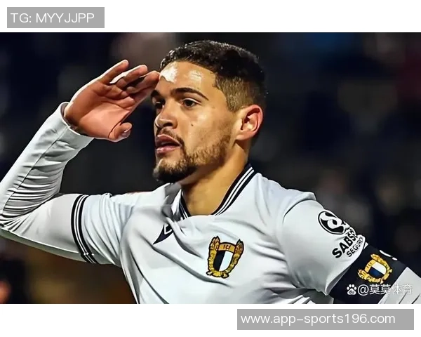 里切利正式租借巴甲维多利亚上赛季曾在西海岸效力 里切利正式租借巴甲维多利亚上赛季曾在西海岸效力