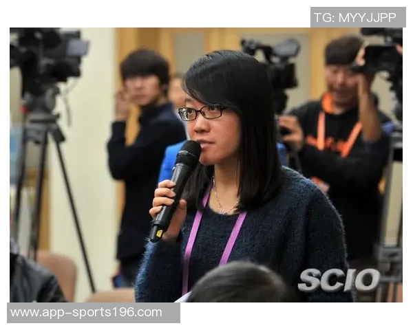 瓜迪奥拉因私人事务缺席发布会科洛图雷代为出席回应媒体提问 瓜迪奥拉因私人事务缺席发布会科洛图雷代为出席回应媒体提问